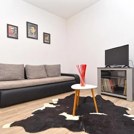 Fuer 4 Personen Ca 45 Qm In Loborika, Istrien Suedkueste Von Istrien Apartment Loborika