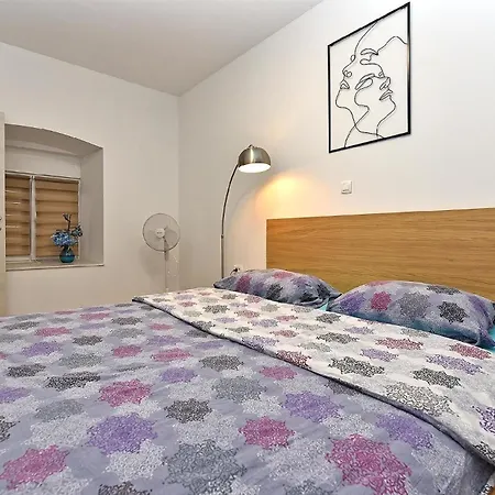 Apartment Fuer 4 Personen Ca 45 Qm In Loborika, Istrien Suedkueste Von Istrien