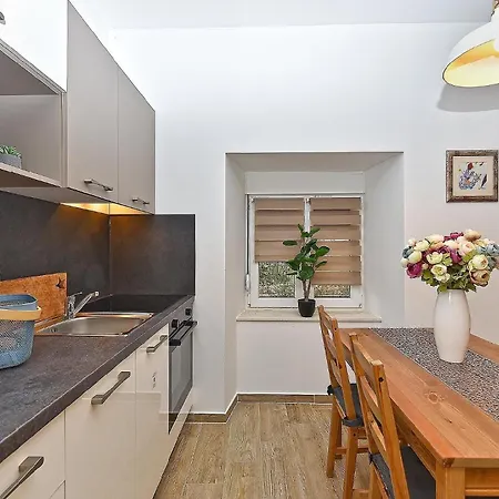 Fuer 4 Personen Ca 45 Qm In Loborika, Istrien Suedkueste Von Istrien Apartment Loborika